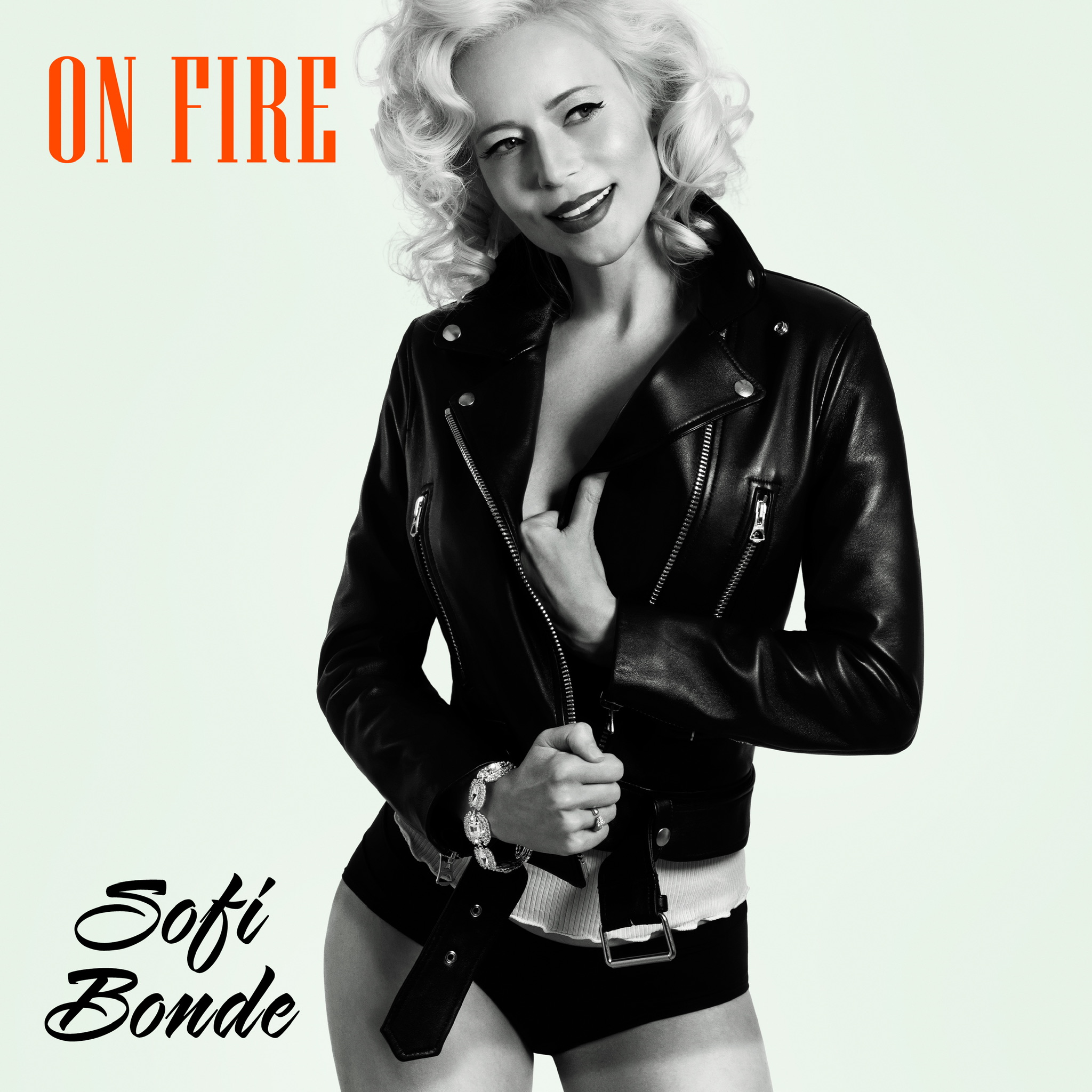 Sofi Bonde – “On Fire”
