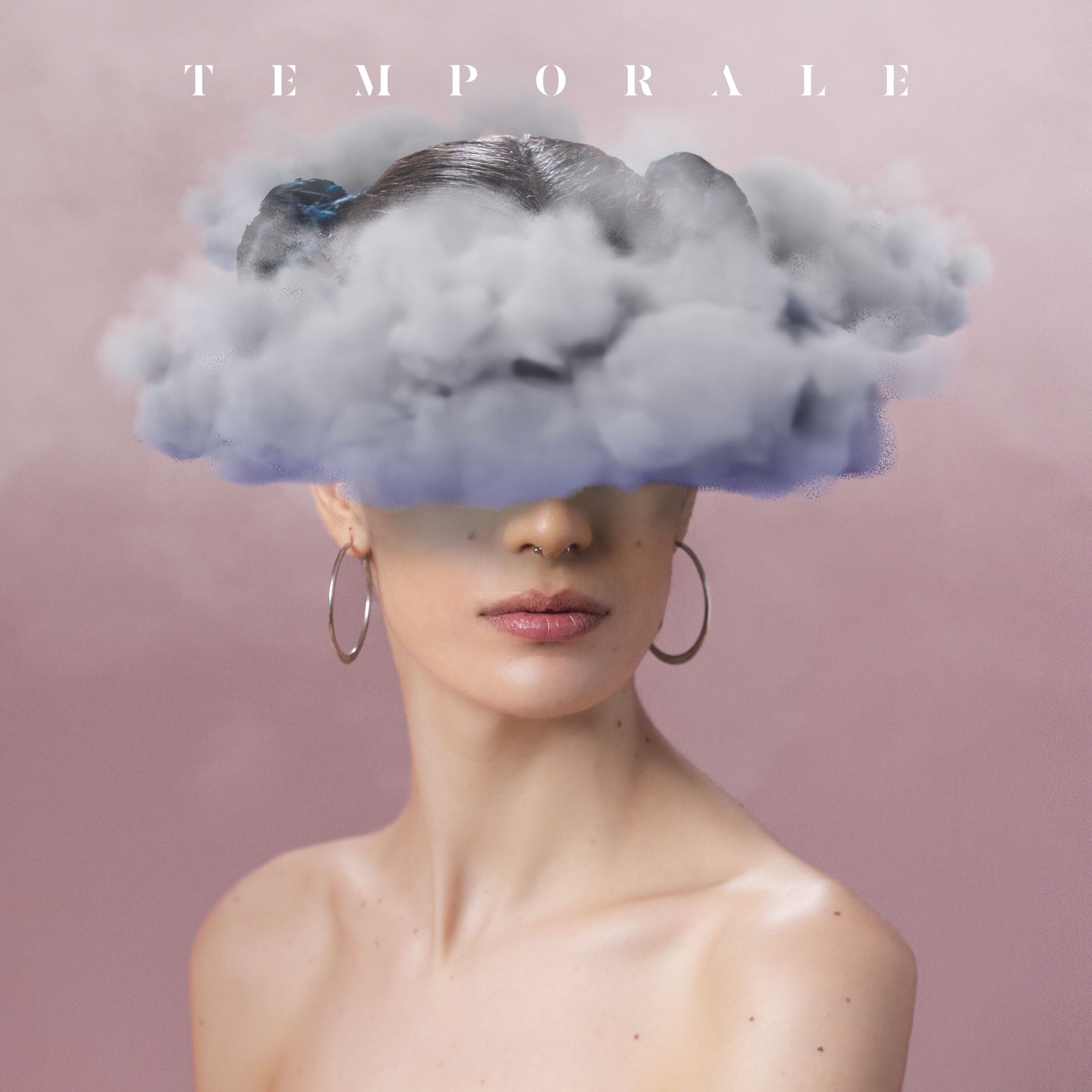 “Temporale” è il singolo d’esordio di Benedetta, prodotto da Cucina Sonora