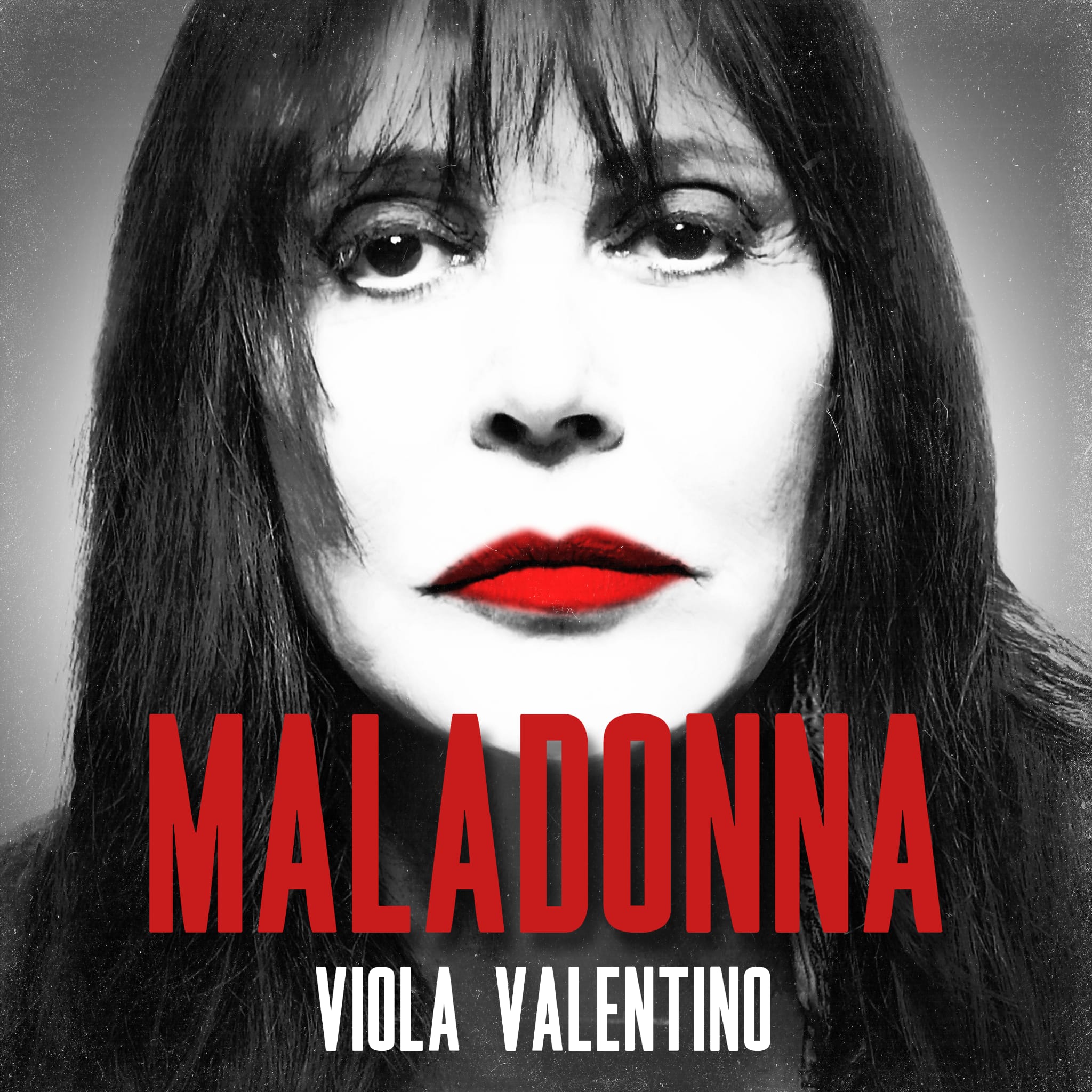 Viola Valentino torna con il nuovo singolo “Maladonna”